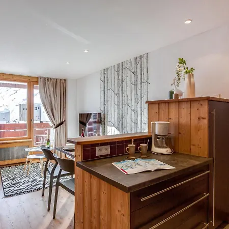 Le Curling A - Val Claret-12 By Interhome